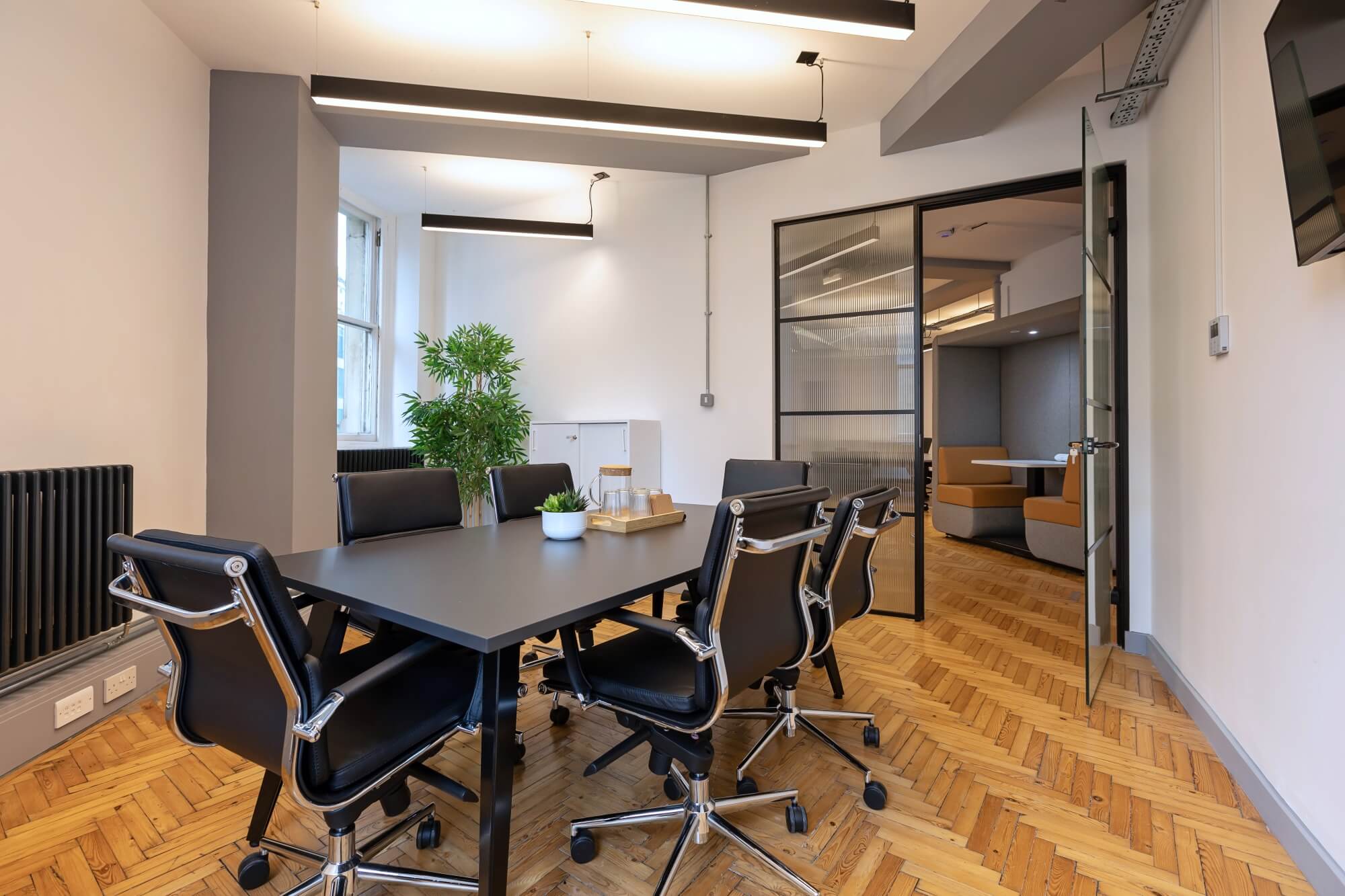 Industrial Style Meeting Room Design